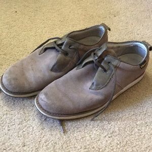 Dr. Martens tan shoes